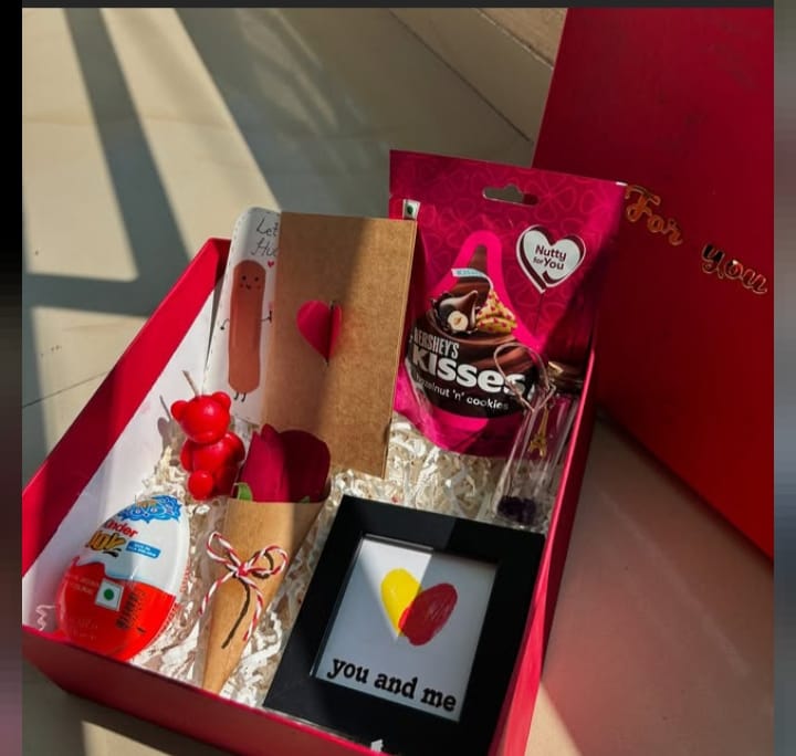 Romantic Hamper 2